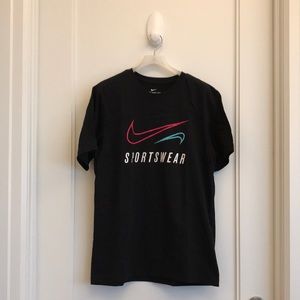 NWOT M Nike Retro Sportswear Cotton T-Shirt
